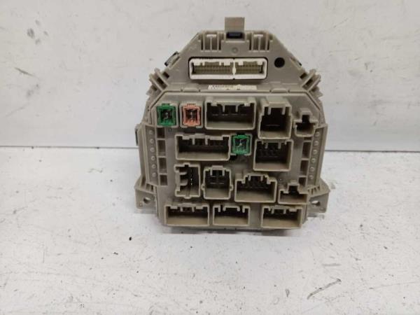 COMPTEUR AVEC COMPTE TOURS CITROEN C1 / PEUGEOT 107 / TOYOTA AYGO - Vue 2